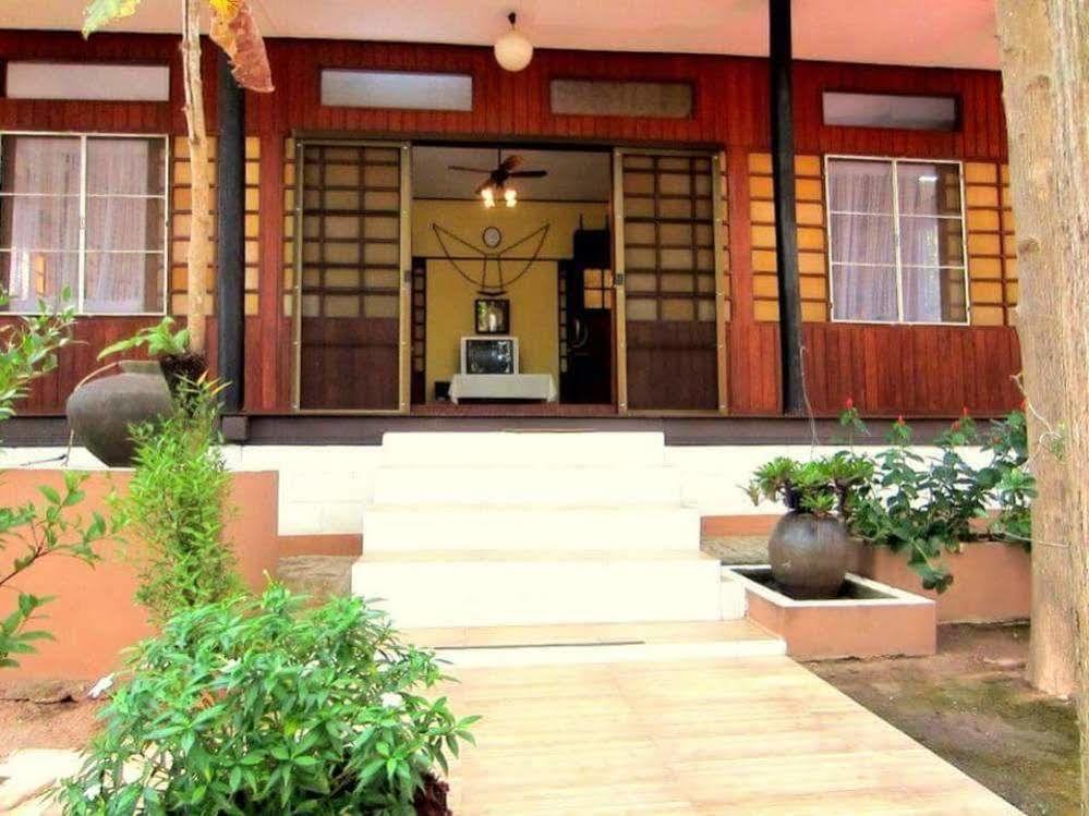 Golden Teak Homestay Mae Rim Exterior photo